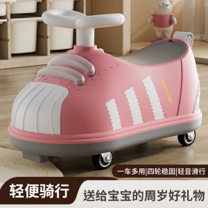 儿童滑行车1-6岁仿真溜溜车音乐灯光防侧翻男女宝宝花生车扭扭车