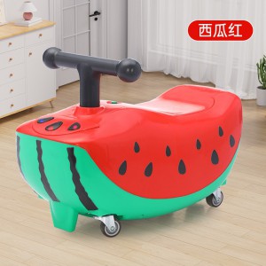 新款西瓜儿童滑行车万向轮音乐灯光花生车防侧翻学步溜溜扭扭车
