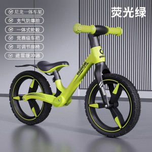 儿童平衡车减震无脚踏车自行车2-8岁宝宝滑行车两轮平衡车