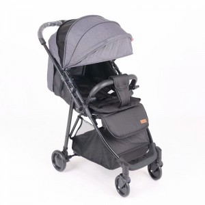 The stroller runs in both directions, the stroller can be seated, the stroller, and the stroller is carried in both directions, the stroller can be seated and reclined