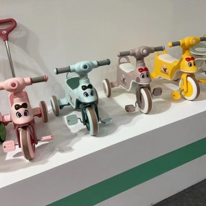 新款儿童三轮车脚踏车带推把 带灯光音乐 2-4岁男宝宝女孩玩具车