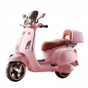 12v时尚电动儿童玩具婴儿MP3电池驱动三轮车带灯设计时尚骑摩托车