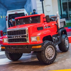 越野翻斗车可坐人 男女宝宝电动遥控四驱工程车儿童电动车