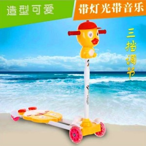 小黄鸭滑板车四轮蛙式剪刀车扭扭车带音乐灯光