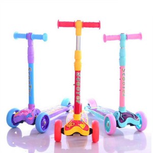 新款塑料米高滑板车儿童脚踏车儿童高低可调折叠环保防侧翻