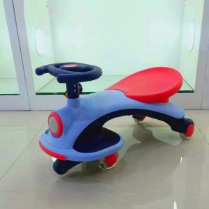 小孩玩具车宝宝1-12岁摇摆车 音乐滑行车 大号静音轮儿童扭扭车