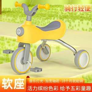 新款滑行车 小孩玩具学步车 新奇儿童折叠脚踏三轮车 儿童三轮车