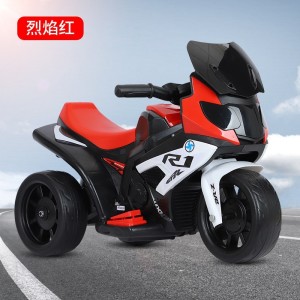 儿童电动摩托车三轮车1到4岁男女孩灯光音乐电瓶车充电儿童电动车