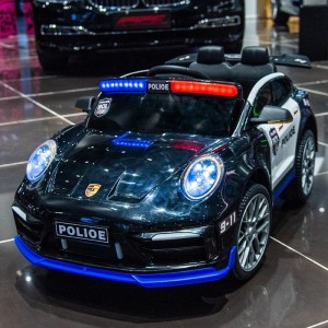 儿童电动四轮警车玩具车保时捷带遥控男女小孩可坐充电童车
