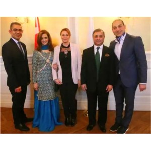 加盟-委托采购-省时-省心-省钱-更安全.