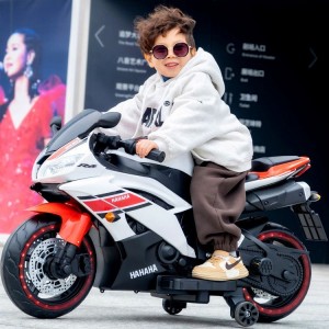 新款宝宝充电音乐玩具可坐人男女小孩大号电瓶童车儿童电动摩托车