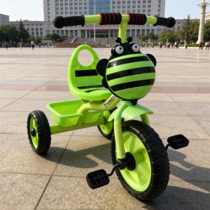 新款塑料儿童三轮车，带踏板，男女通用，户外使用，可用作手推车