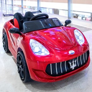 儿童电动汽车儿童电动车可坐人遥控摇摆四轮儿童玩具车