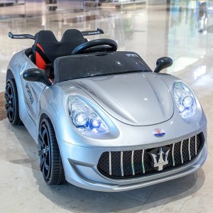 儿童电动汽车儿童电动车可坐人遥控摇摆四轮儿童玩具车