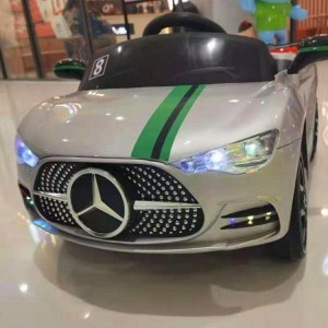 四轮汽车带遥控玩具车可坐人男女宝宝充电四驱摇摆童车儿童电动车