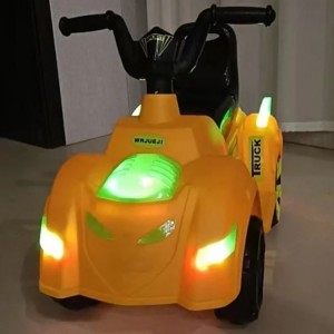 婴儿儿童电动越野车四轮婴儿玩具遥控车儿童电动沙滩车