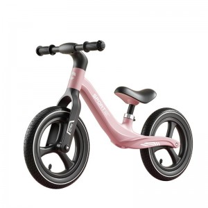 Children's competitive balance scooters, pedaless bikes, scooters, baby walkers, manufacturers supply